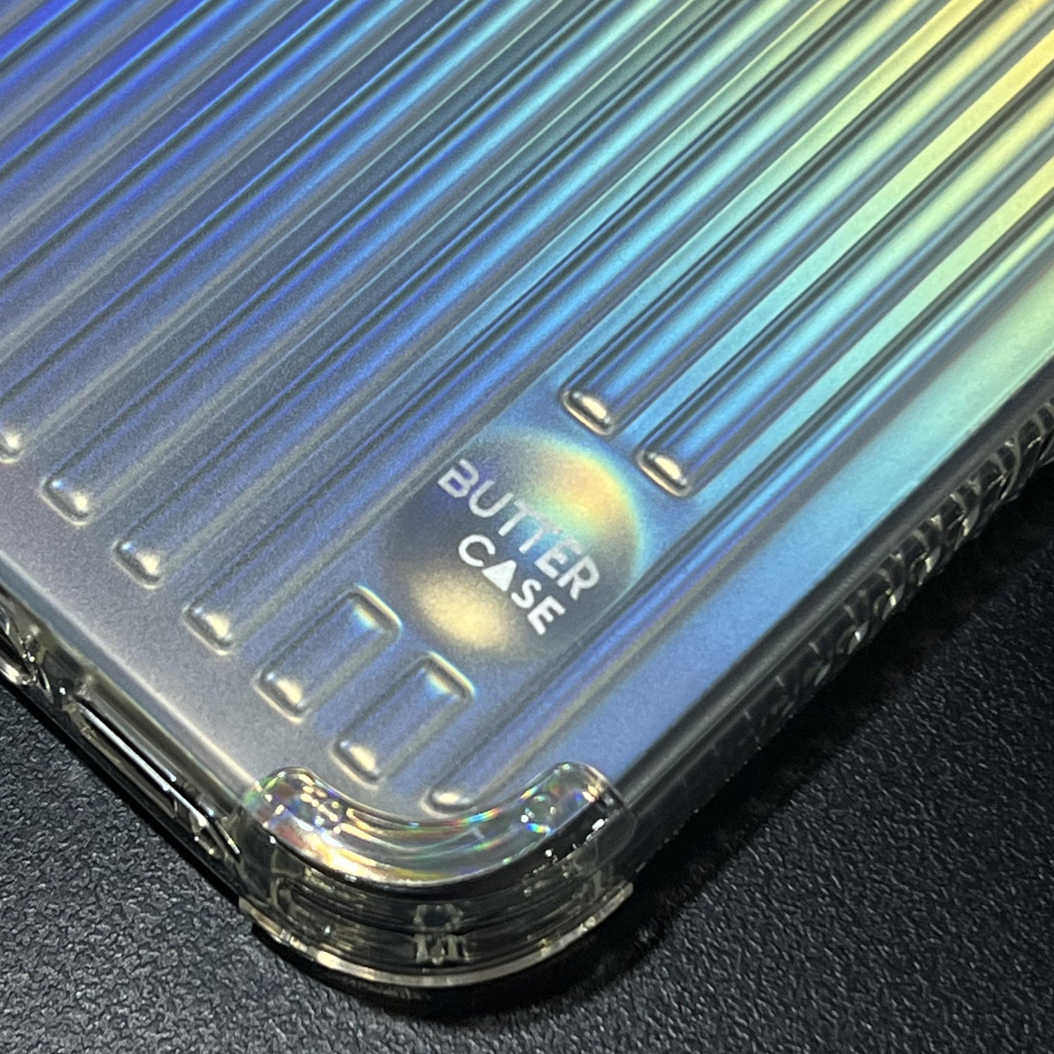 BUTTERCASE Remo Iridescent Case for iPhone 14