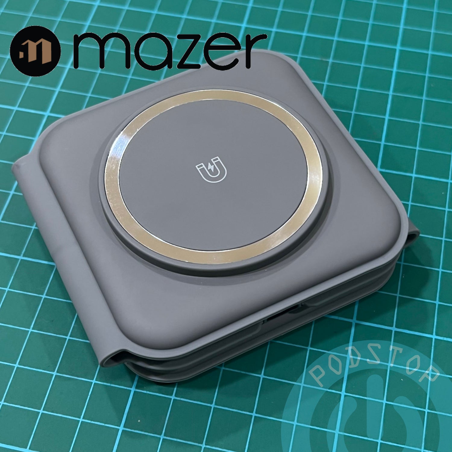 MAZER Mag.Trifold Magnetic 3 in 1 Foldable Charger for iPhone, AirPods & Apple Watch
