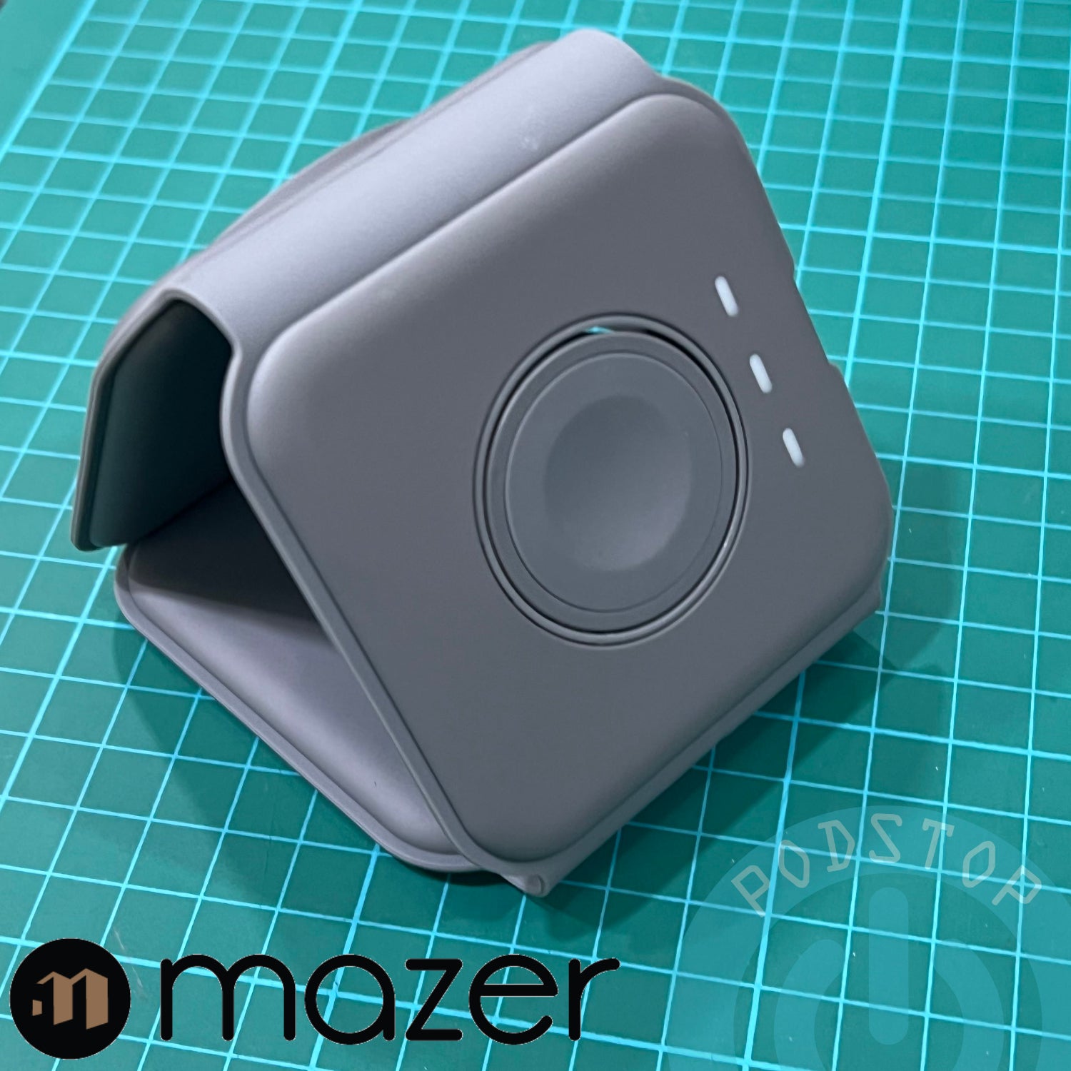 MAZER Mag.Trifold Magnetic 3 in 1 Foldable Charger for iPhone, AirPods & Apple Watch