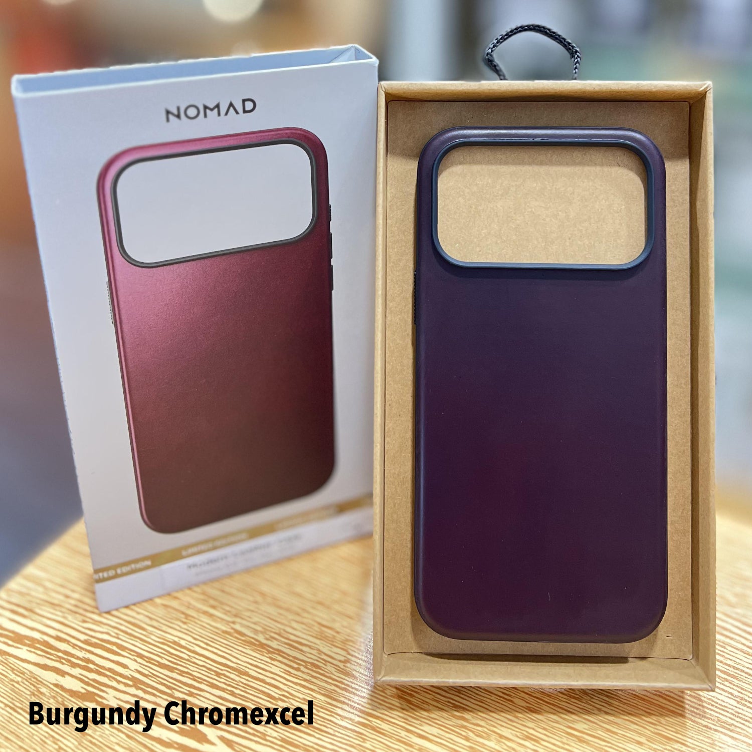 NOMAD Modern Leather Case for iPhone 17 Pro & 17 Pro Max