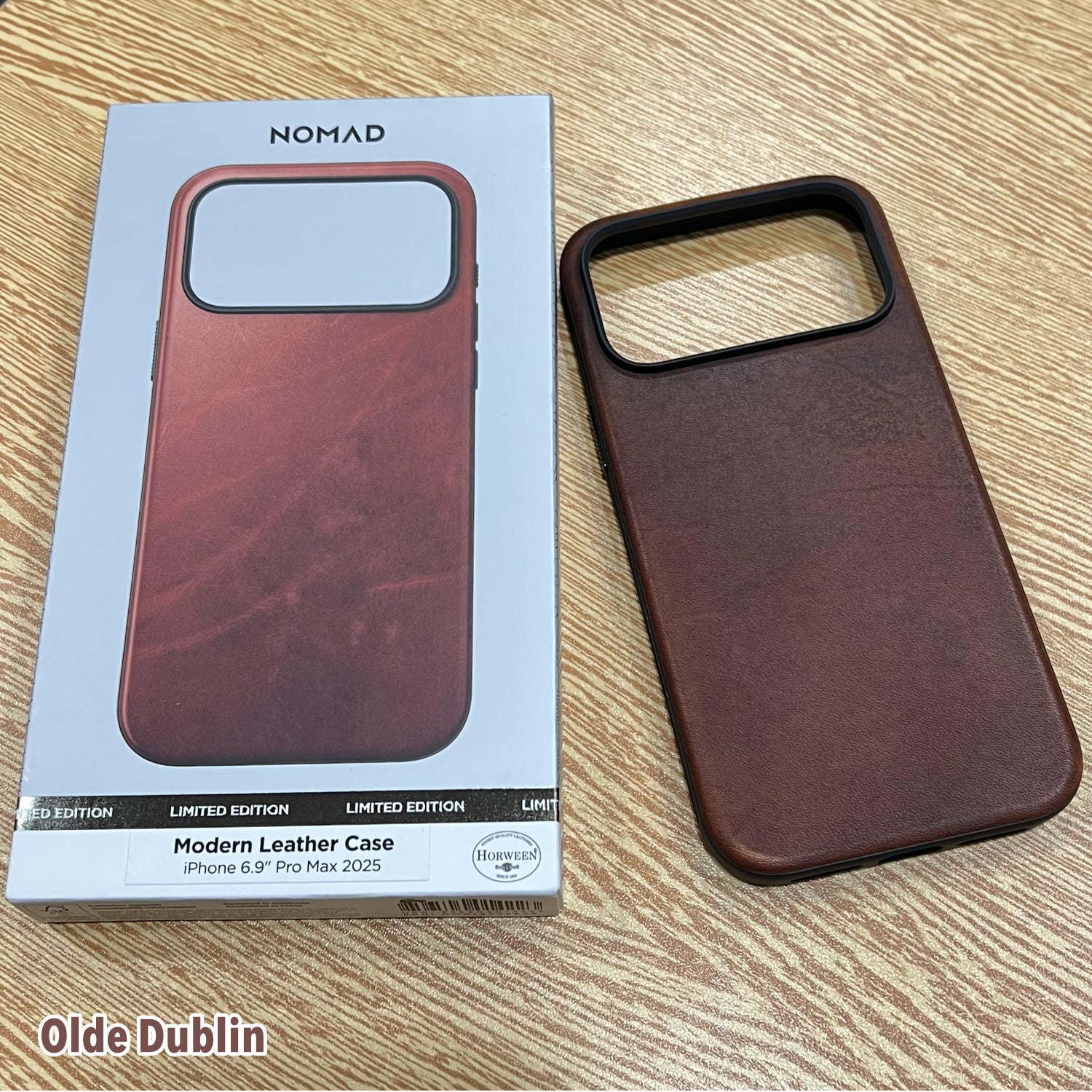 NOMAD Modern Leather Case for iPhone 17 Pro & 17 Pro Max