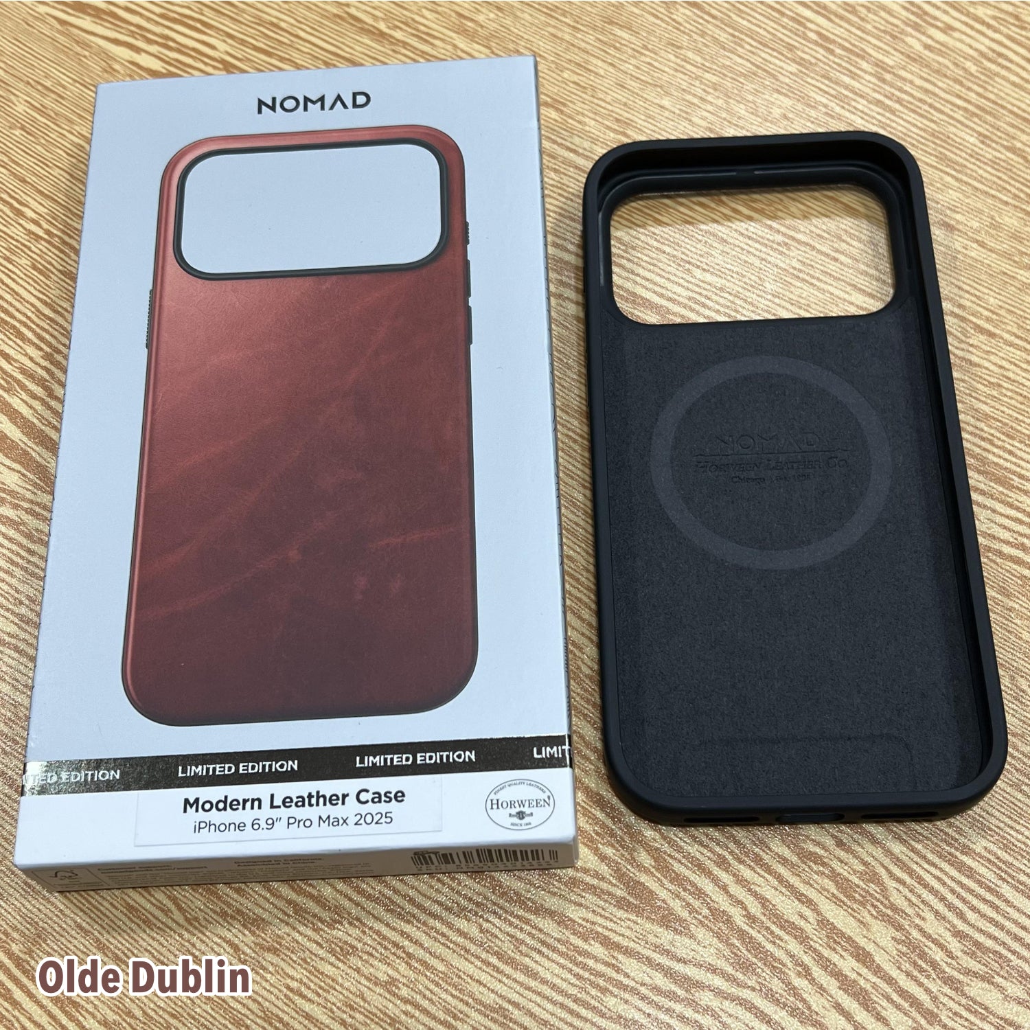 NOMAD Modern Leather Case for iPhone 17 Pro & 17 Pro Max