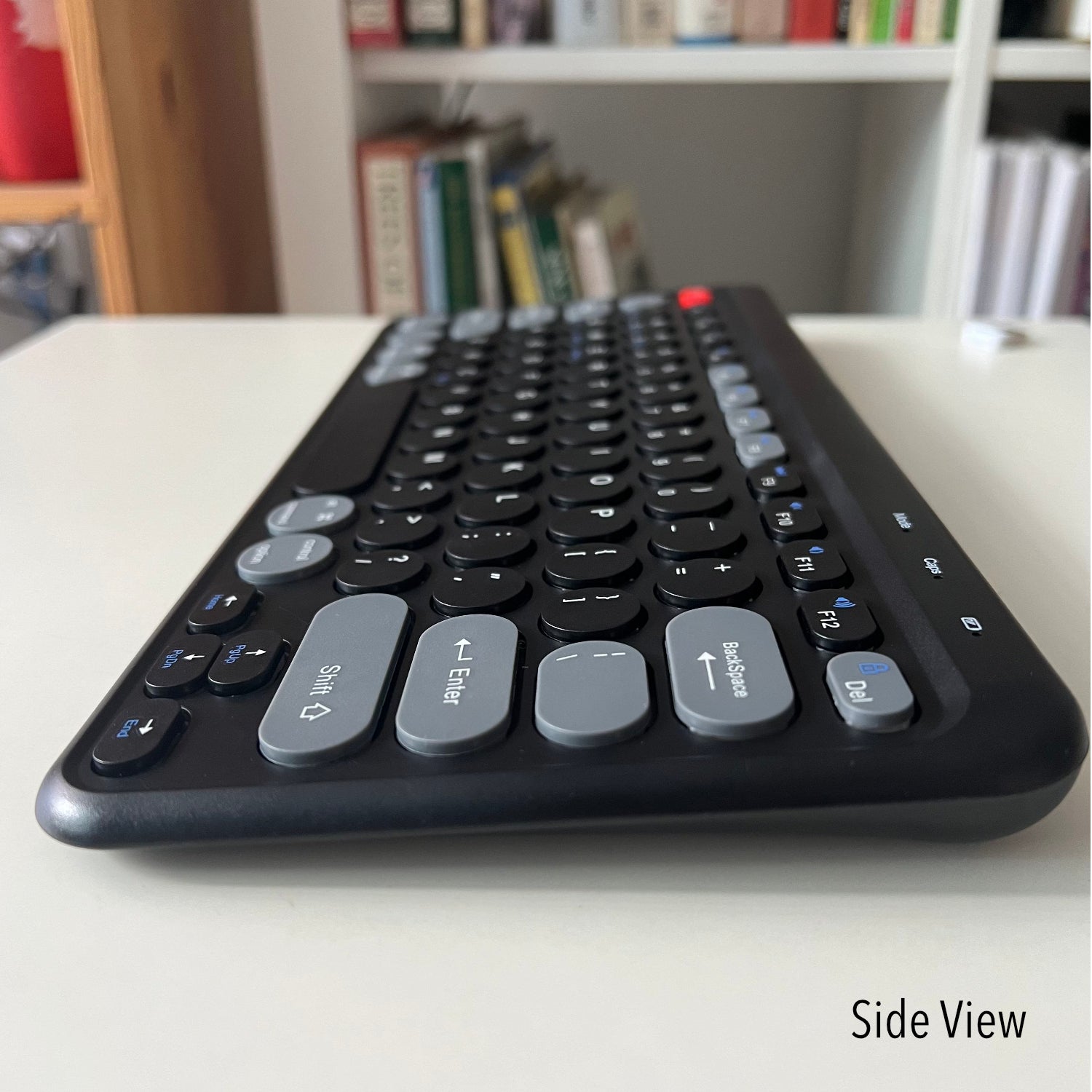 Bluetooth & Wireless Keyboard (Pairing to 3 Devices) - Black