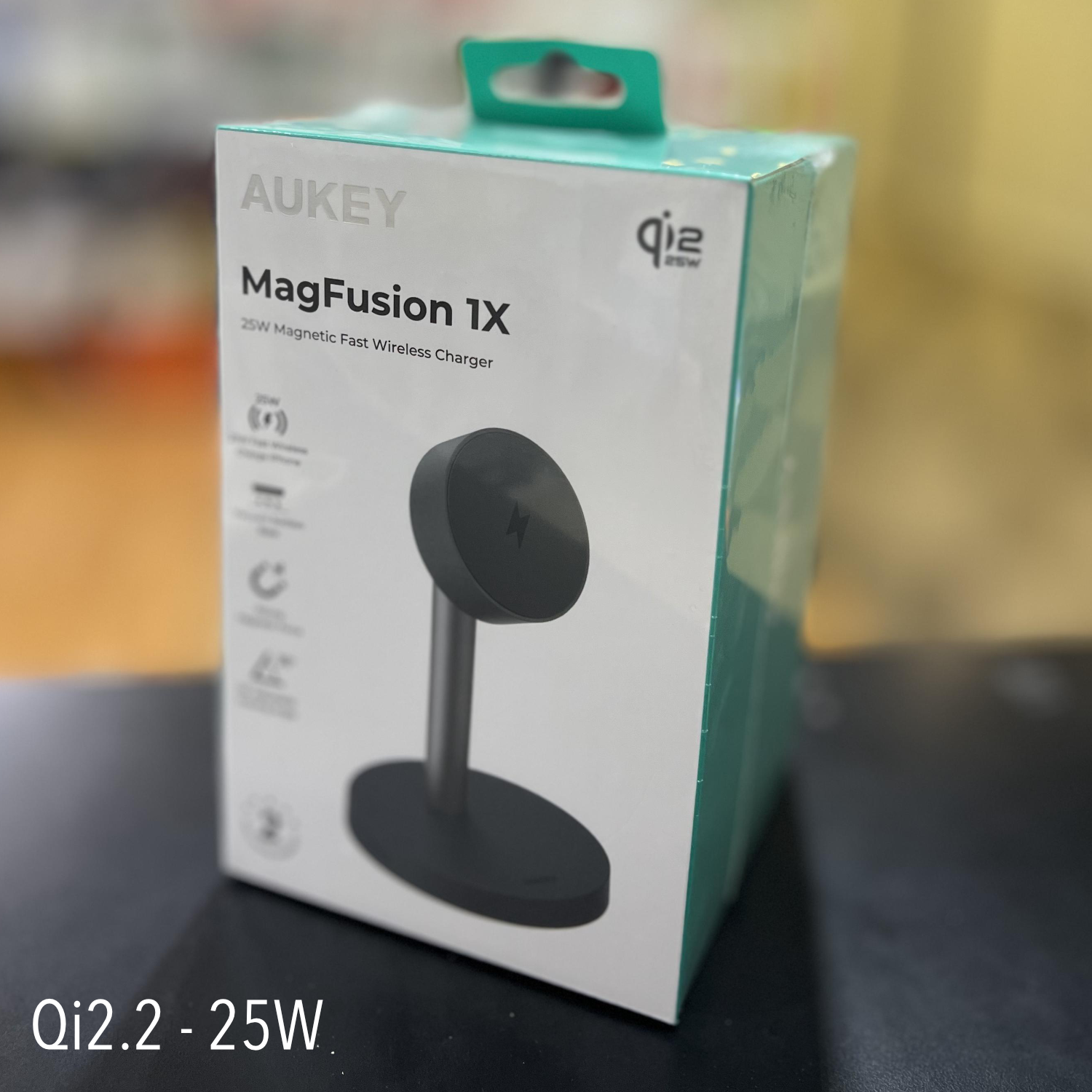 AUKEY MagFusion 1X Qi2.2 25W Wireless Fast Charger