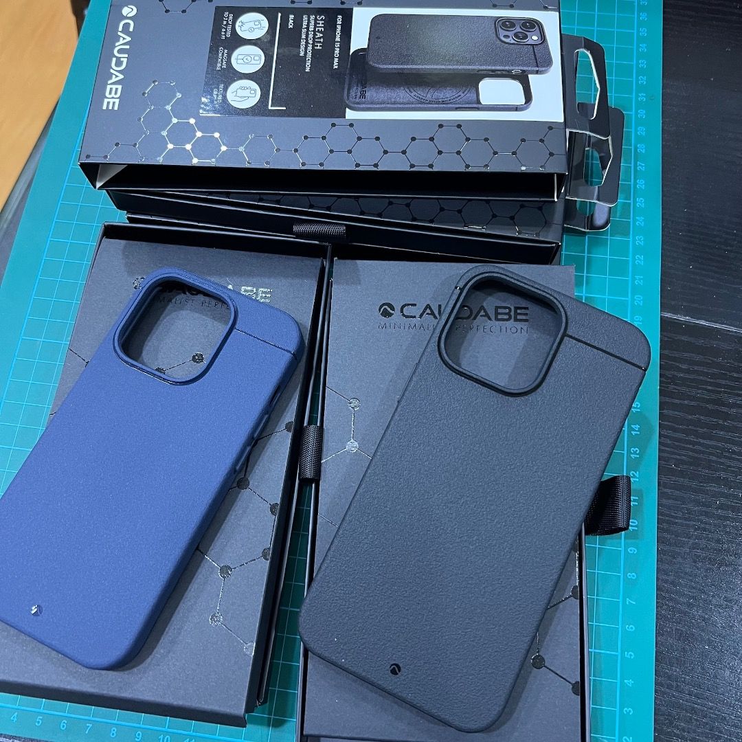 CAUDABE Sheath Case for iP15 Pro/ 15 Pro Max (2 Colours)