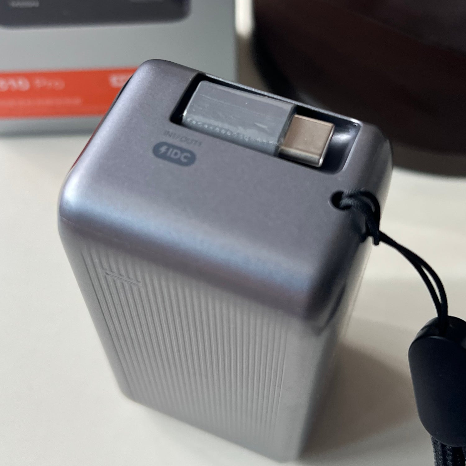 MIIIW M310 Pro 45W Fast Charging Powerbank with Retractable USB-C Cable