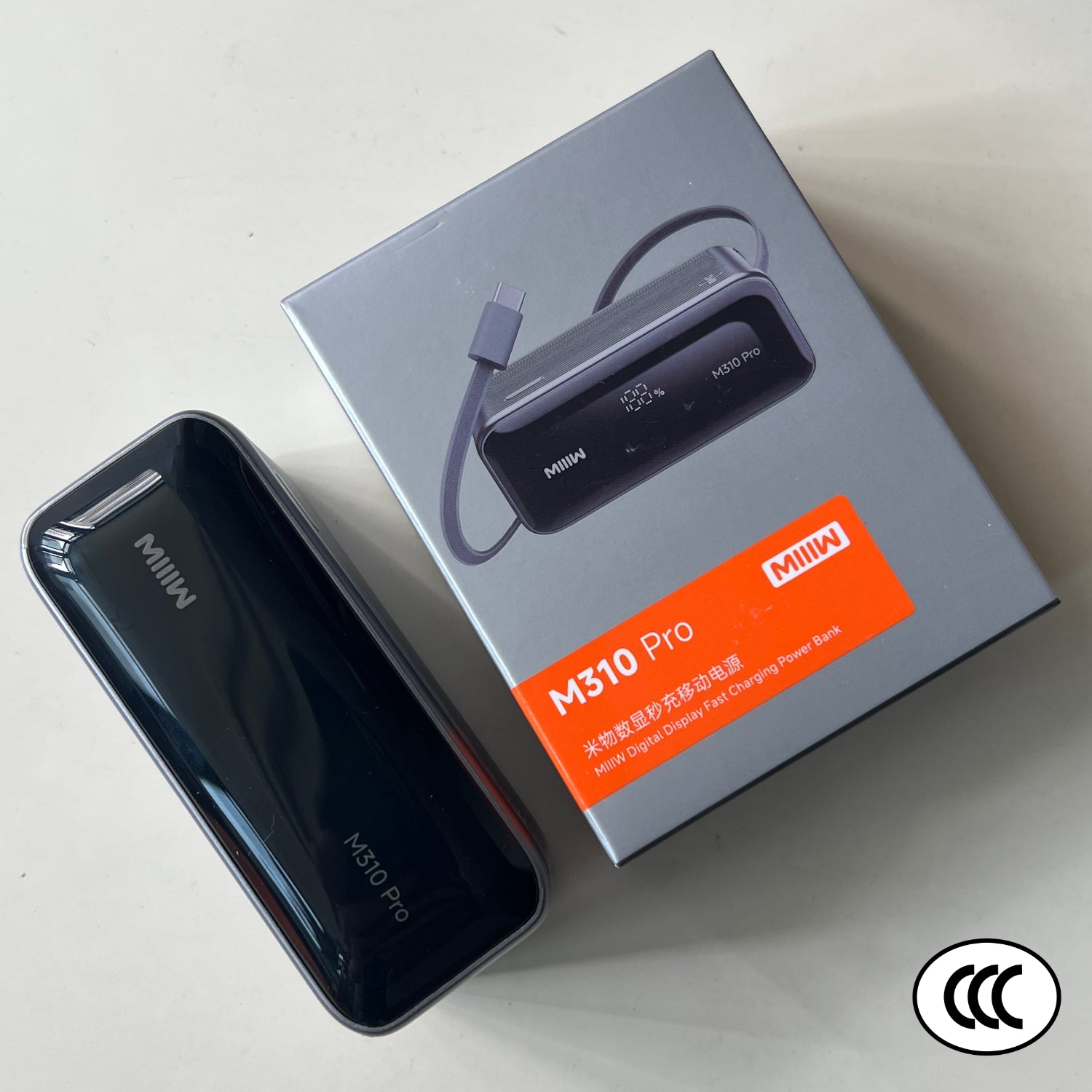 MIIIW M310 Pro 45W Fast Charging Powerbank with Retractable USB-C Cable