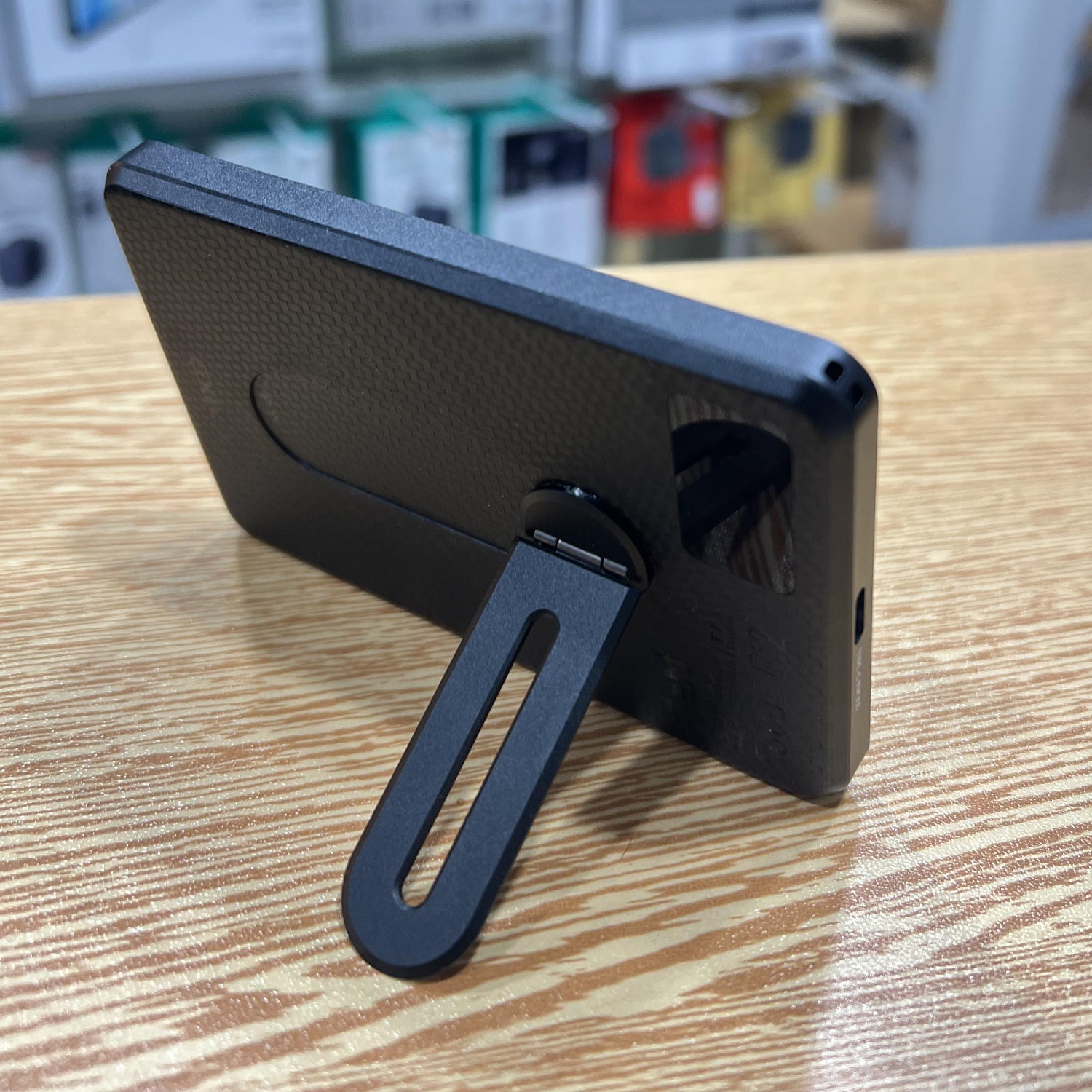 MXD IS6 (5,000 mAh) & i10Pro (10,000 mAh) Qi 2 Powerbank