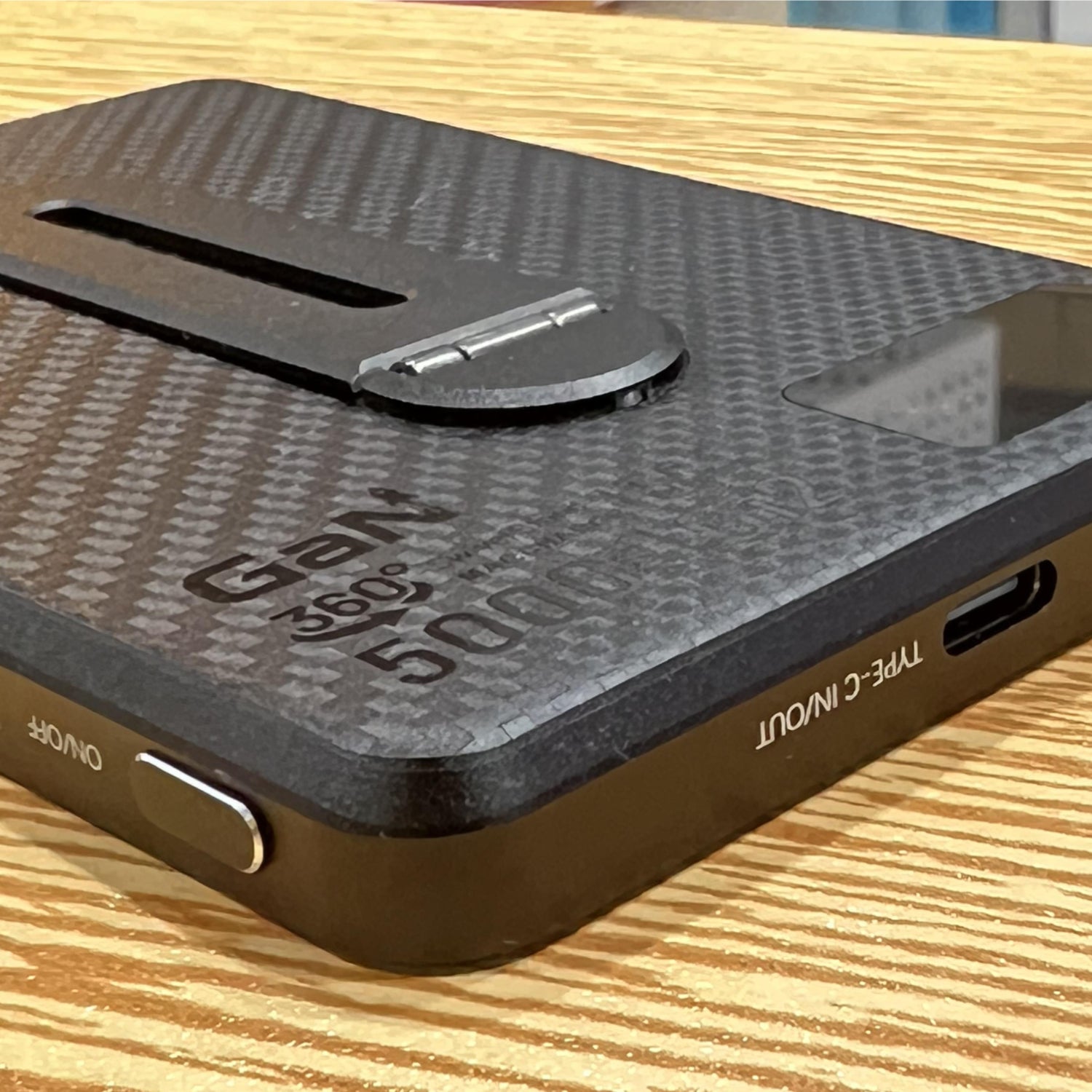 MXD IS6 (5,000 mAh) & i10Pro (10,000 mAh) Qi 2 Powerbank