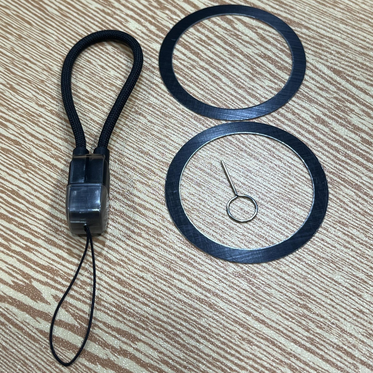 MXD IS6 (5,000 mAh) & i10Pro (10,000 mAh) Qi 2 Powerbank