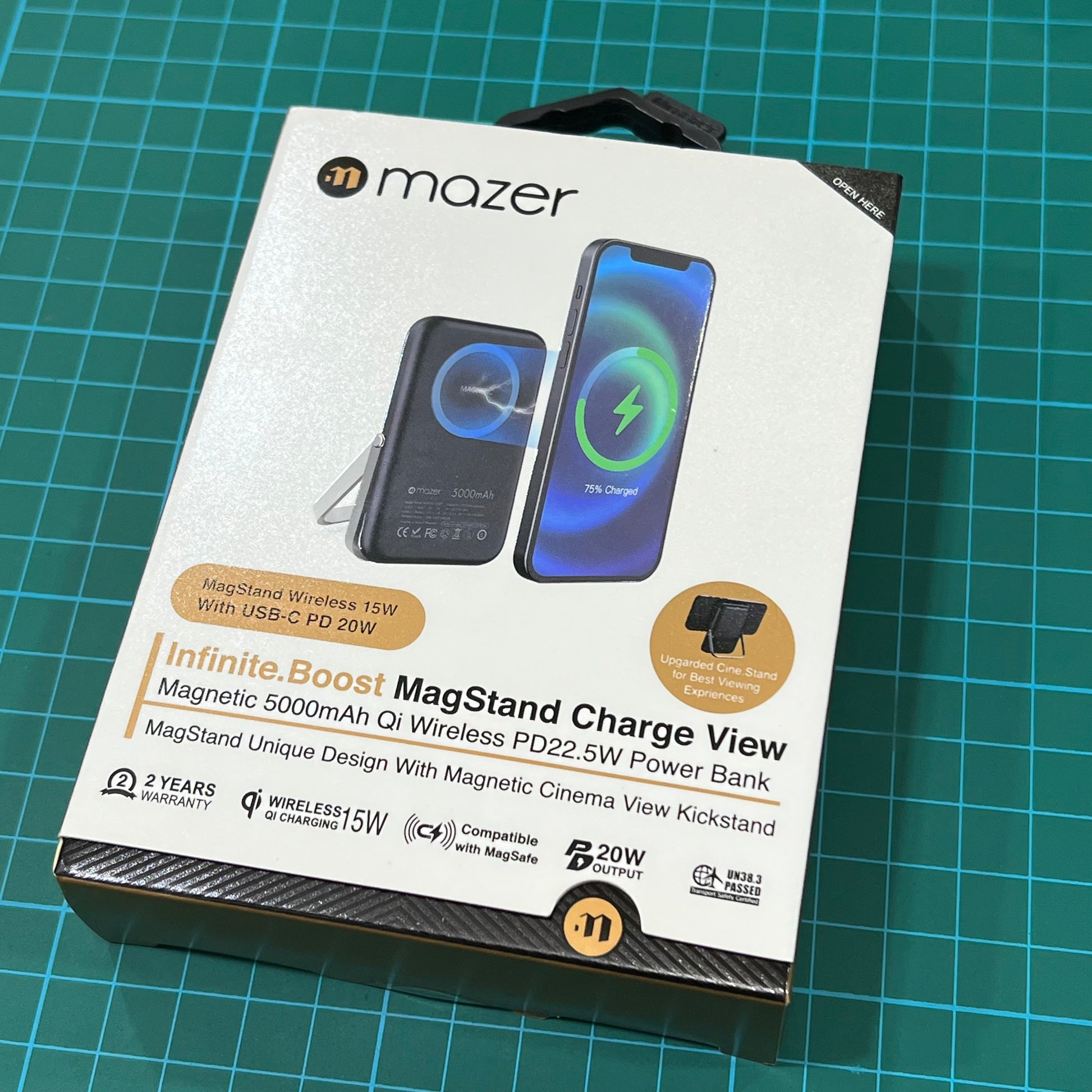 Mazer Infinite.Boost Magstand Charge View 5000mAh Wireless PD22.5W Powerbank