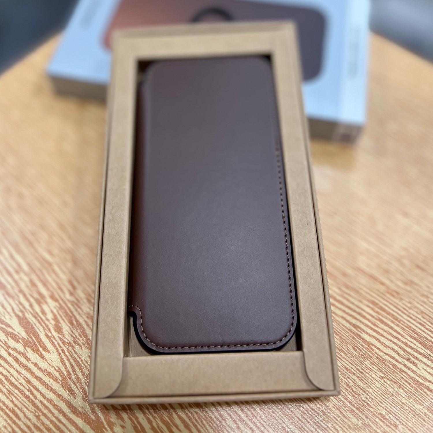 NOMAD Modern Leather Folio for iPhone 16 Pro