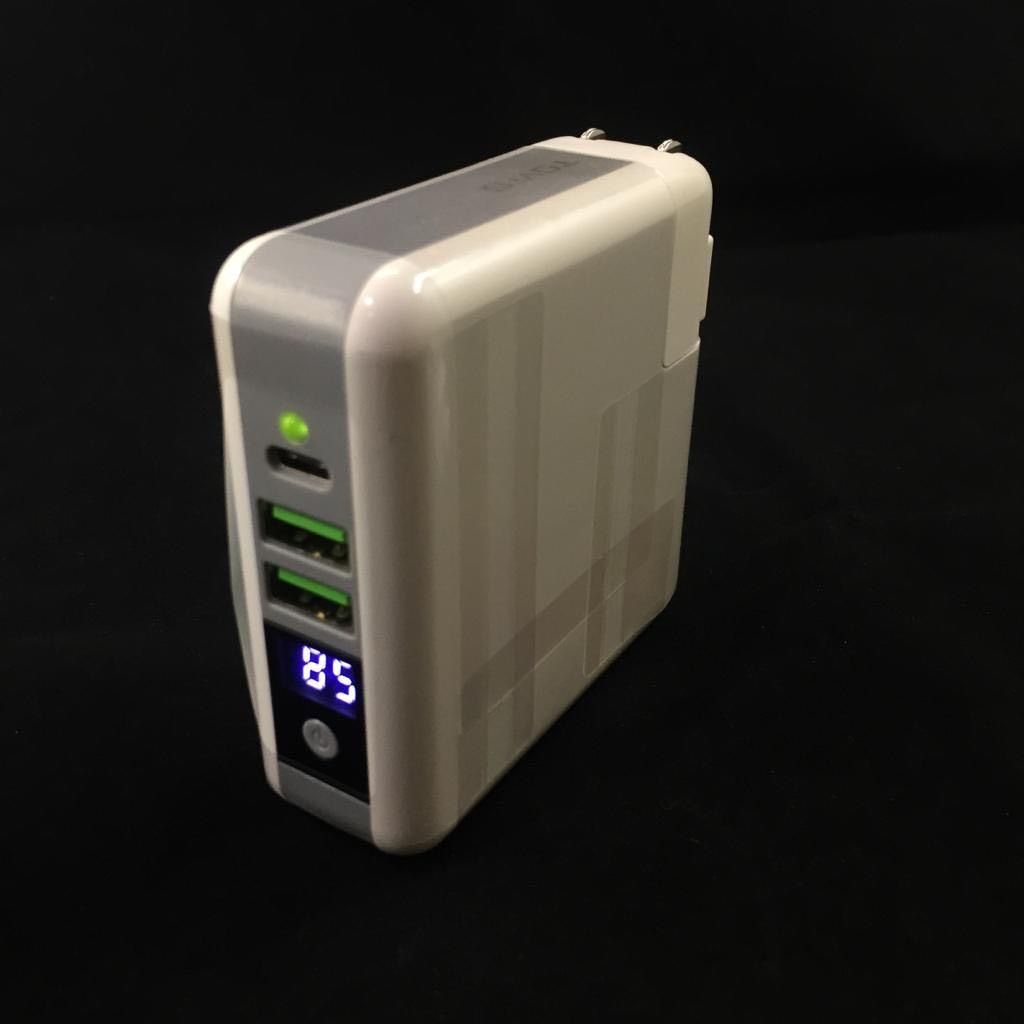 TGVi's Travel Charger cum Wireless Powerbank
