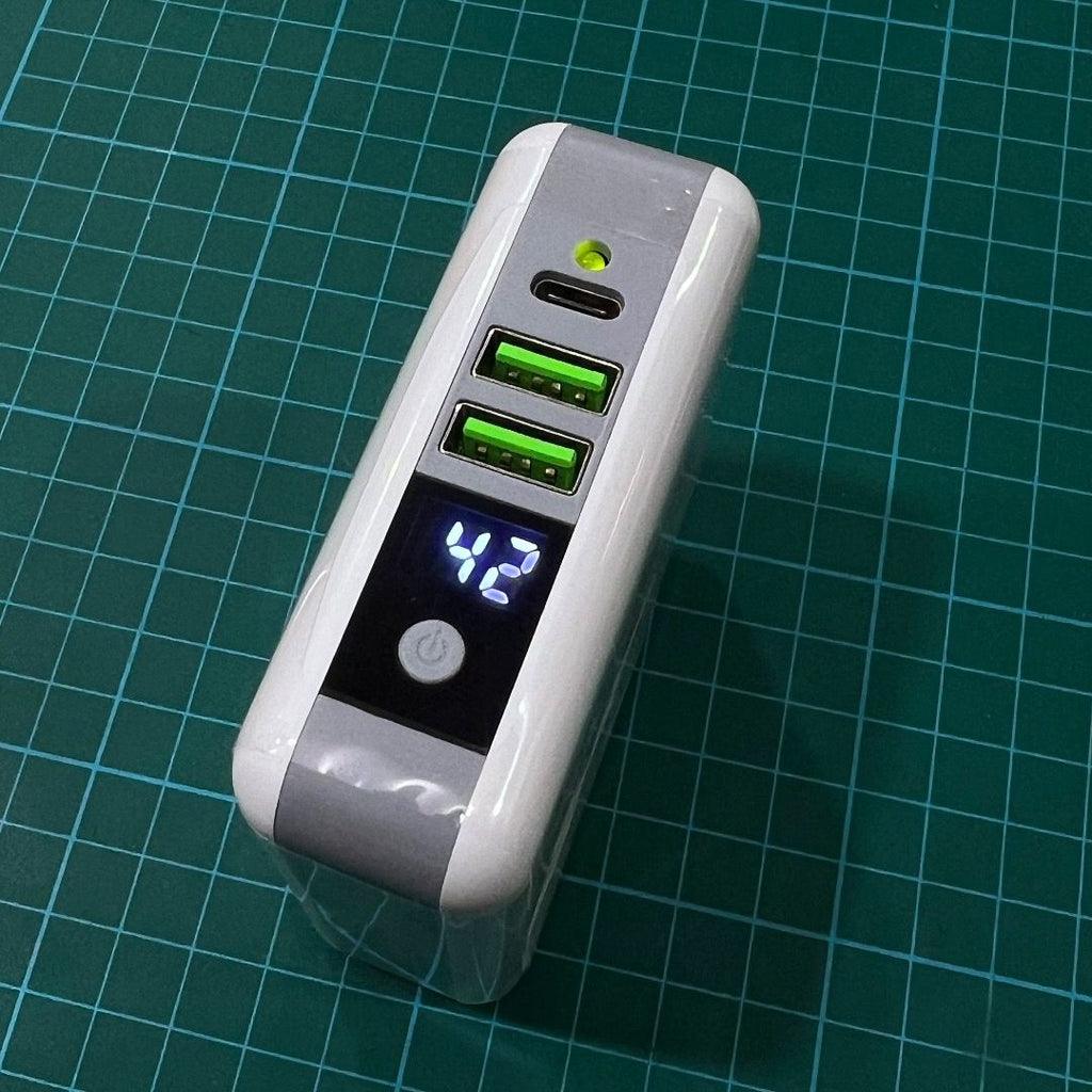 TGVi's Travel Charger cum Wireless Powerbank