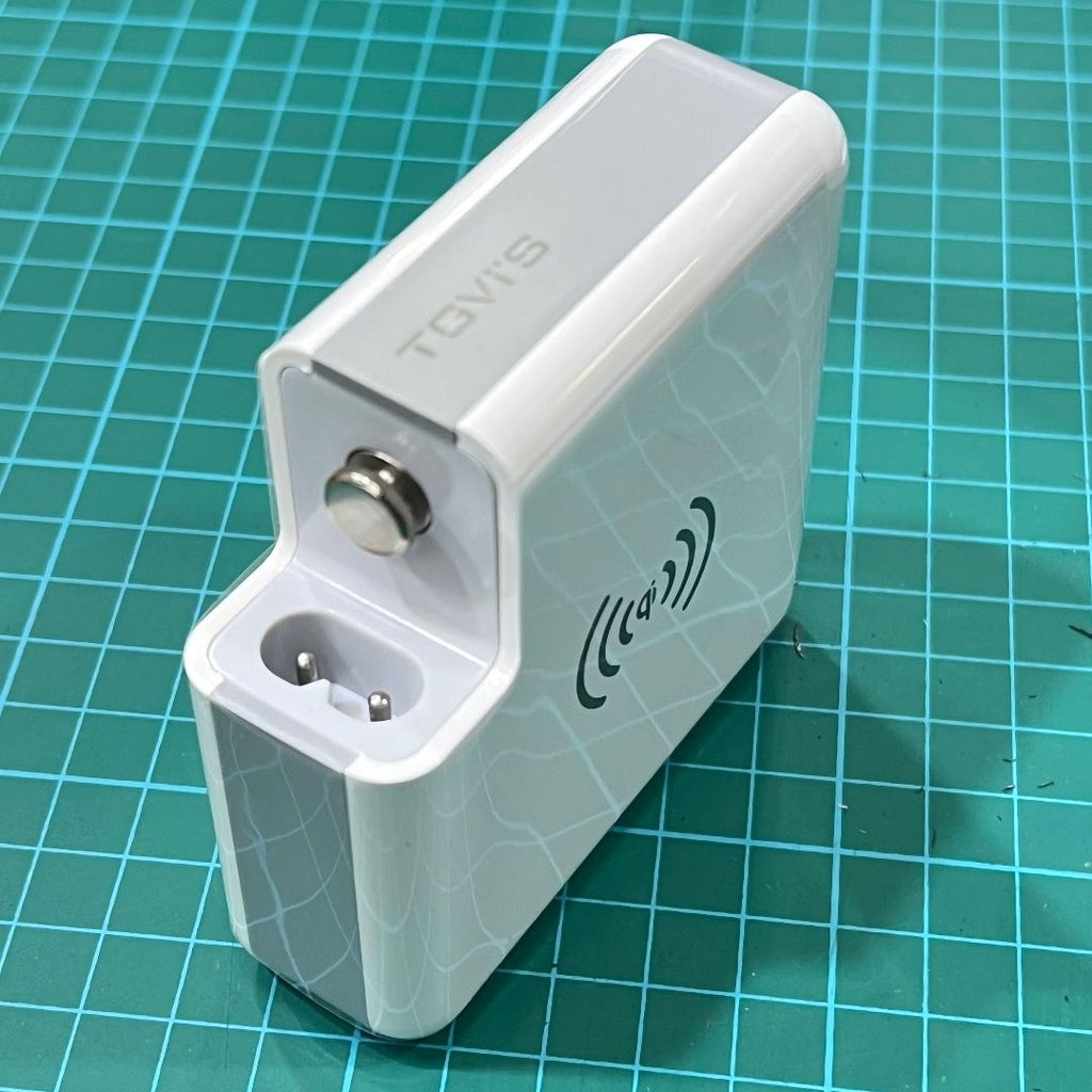 TGVi's Travel Charger cum Wireless Powerbank