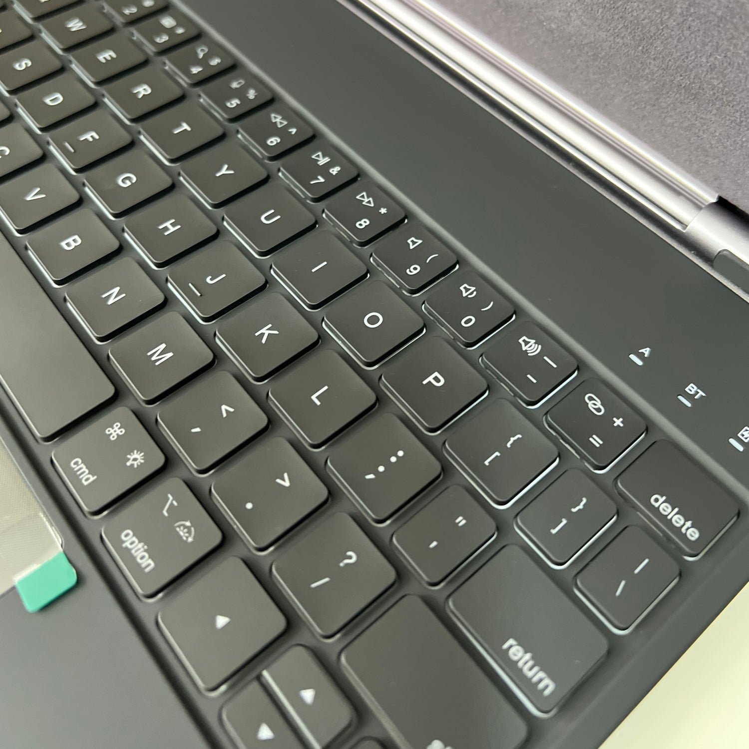 Bluetooth Magic Backlit Keyboard with Touchpad for iPad Pro 11" (Gen 1-4)/ Air 4 & 5/ iPad Gen 10
