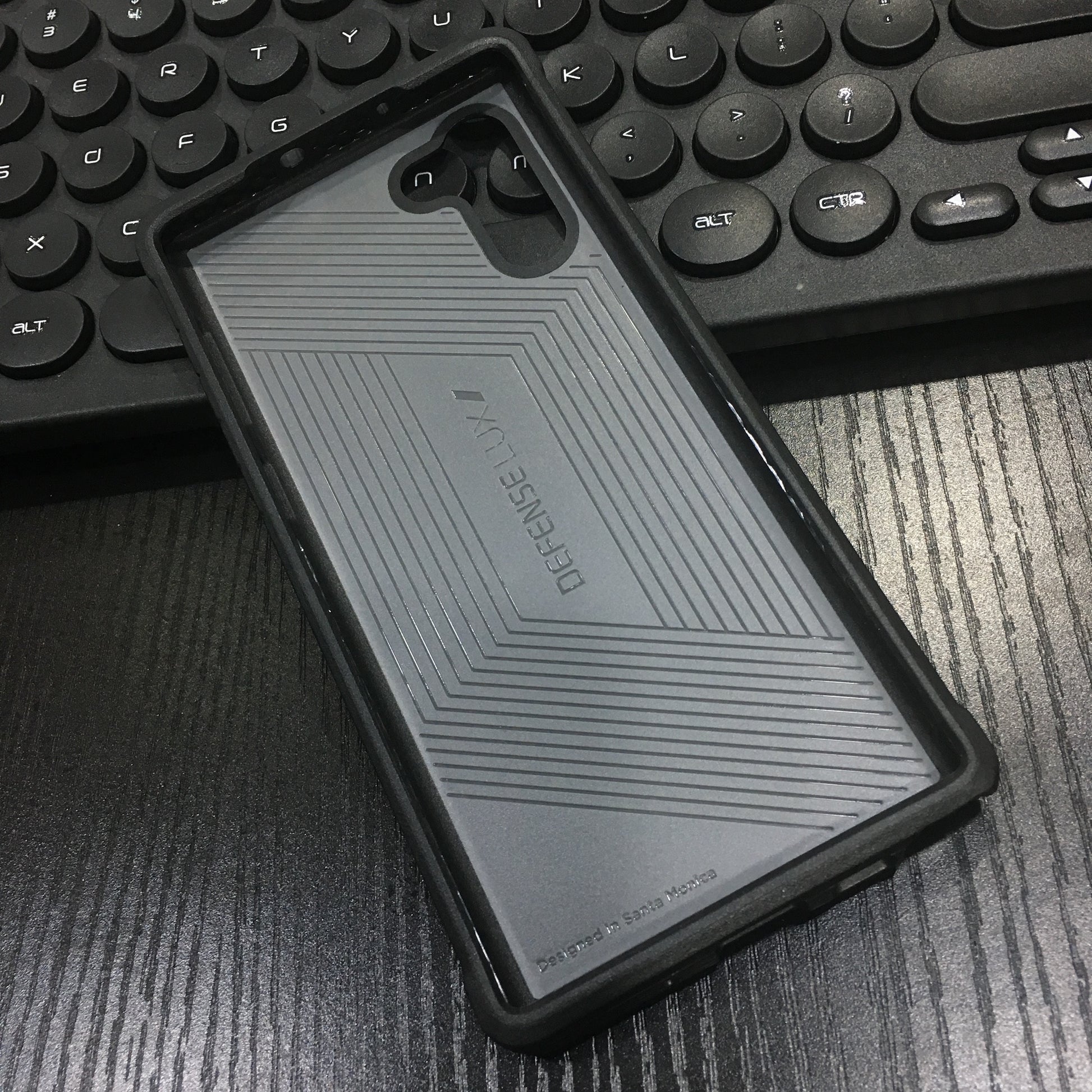 Defense Lux Carbon Fiber Backcase for Note 10