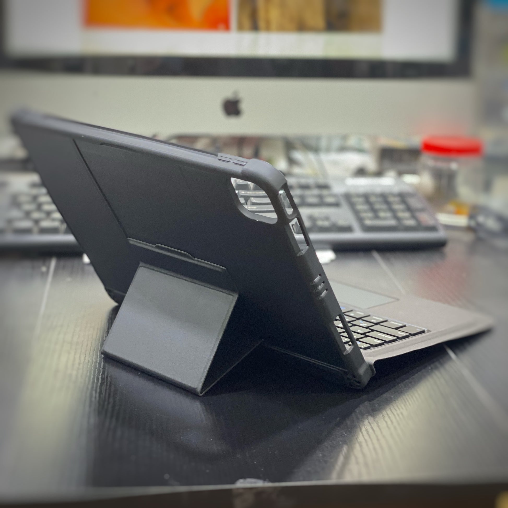 Detachable Keyboard Case with Touch Pad for iPad Pro 11" (2018/2020/2021) & Air 4