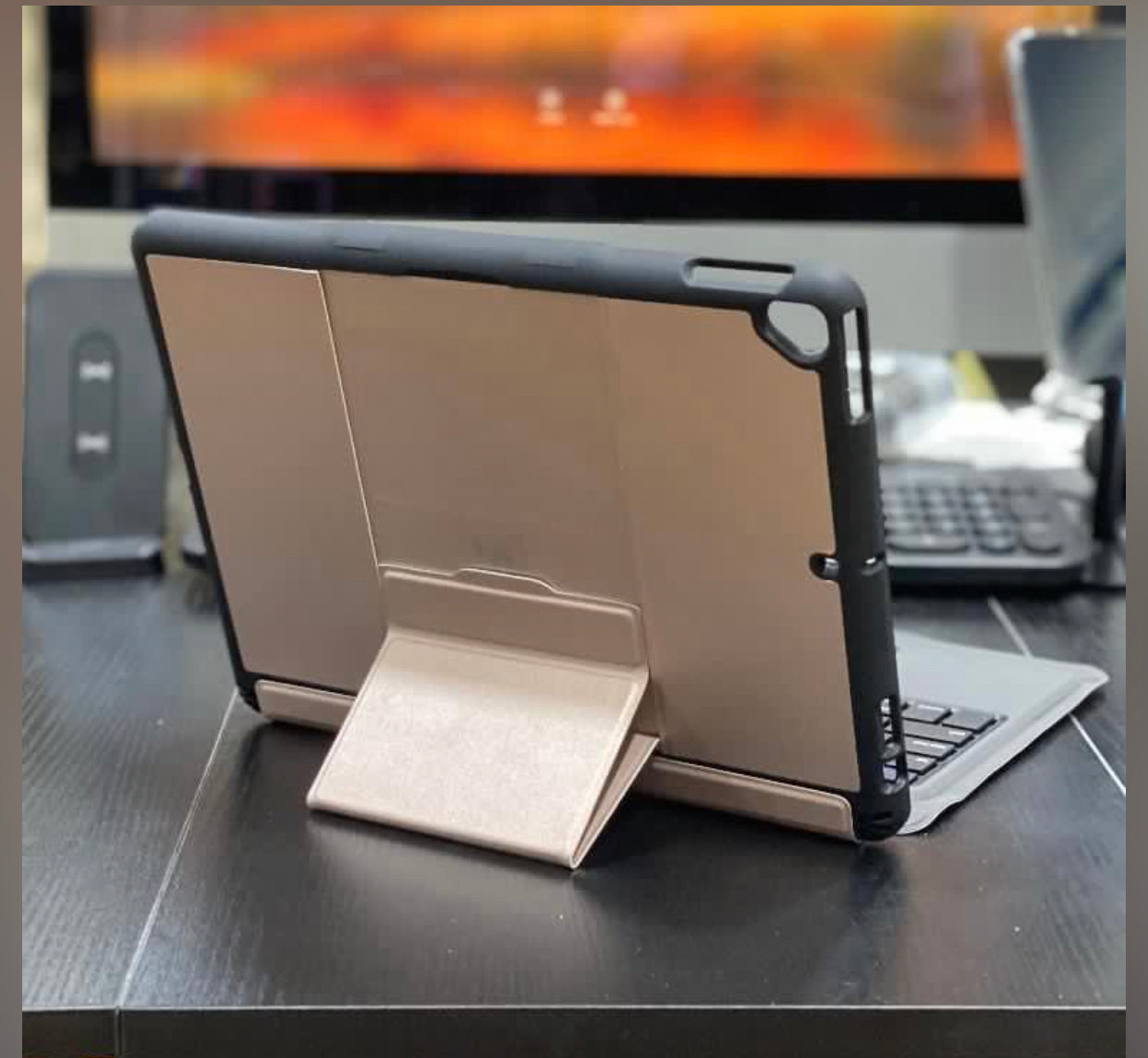Detachable Keyboard Touchpad Case iPad Pro 10.5/ iPad Gen 7 / Gen 8 / Gen 9 / Air 3 (10.5")
