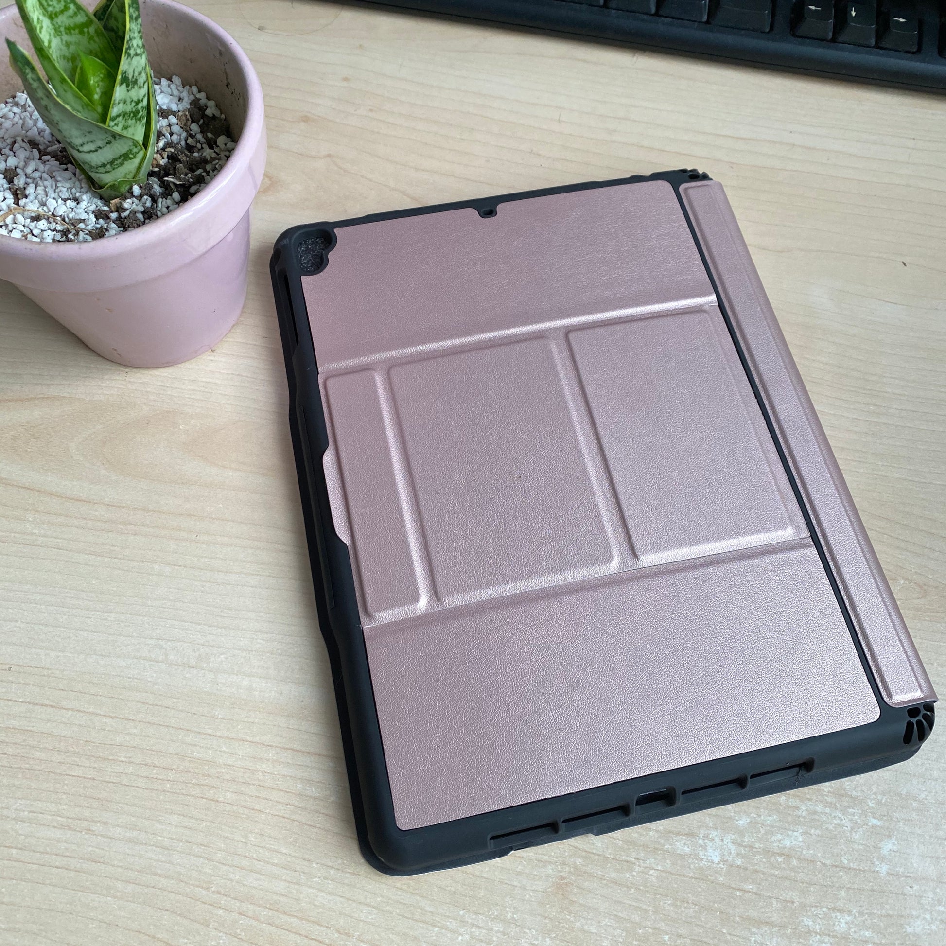 Touch Pad & Keyboard Case for iPad Pro 9.7" /Air 1&2/Gen 5&6 (Rose Gold / Black)