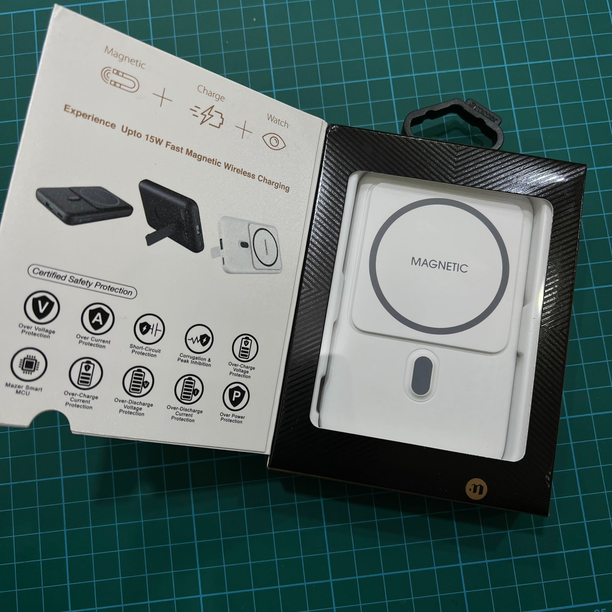Infinite.Boost MagAir Charge View V3 10000mAh PD20W Wireless Powerbank (2 Colors)