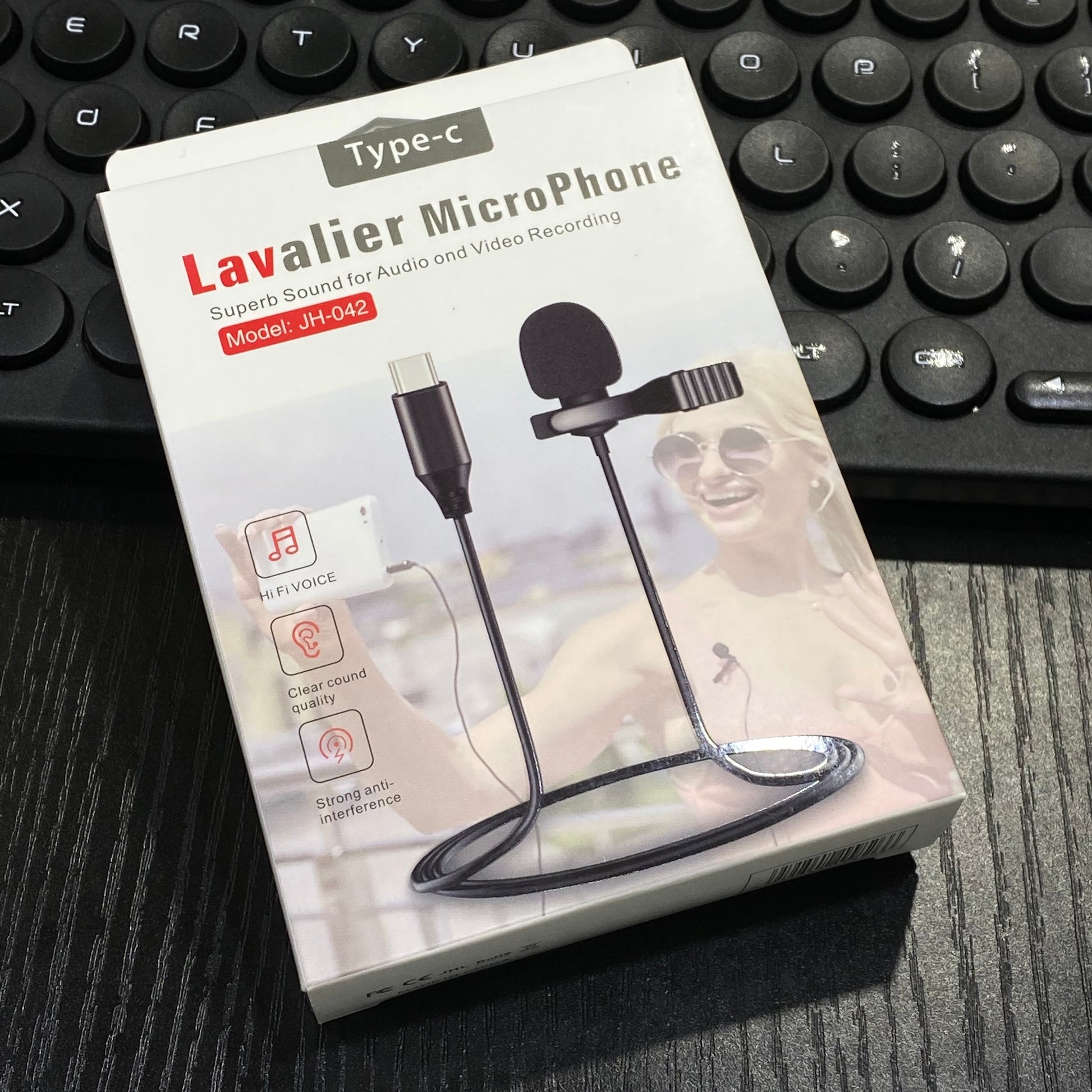 Lavalier Microphone (Lightning / USB-C / 3.5mm Jack)