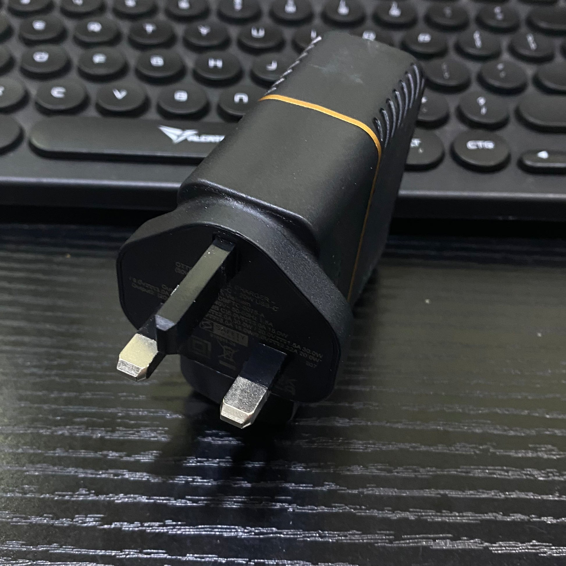 Otterbox Dual Port 50W Wall Charger