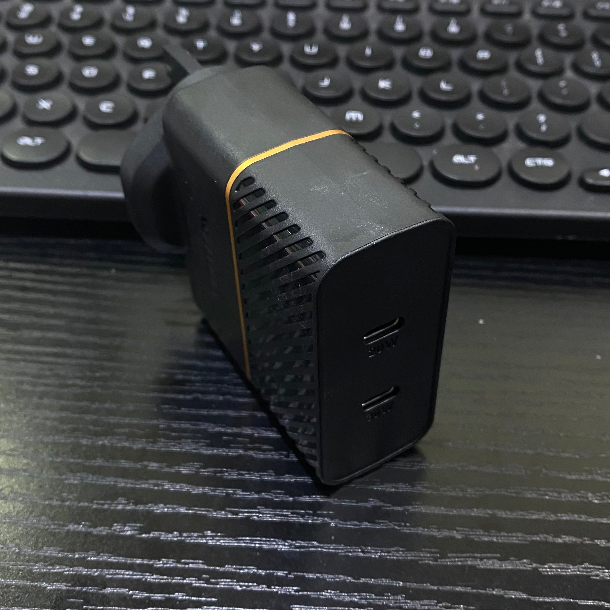 Otterbox Dual Port 50W Wall Charger