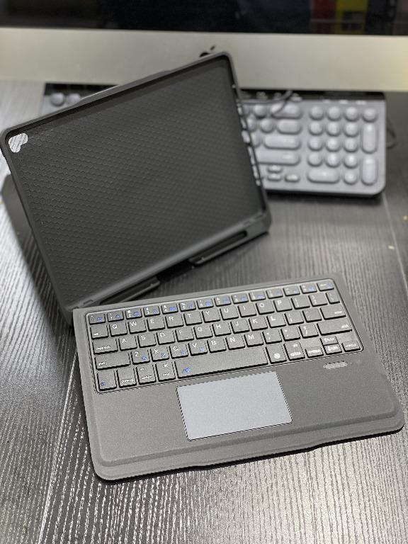 Detachable Keyboard Touchpad Case iPad Pro 10.5/ iPad Gen 7 / Gen 8 / Gen 9 / Air 3 (10.5")